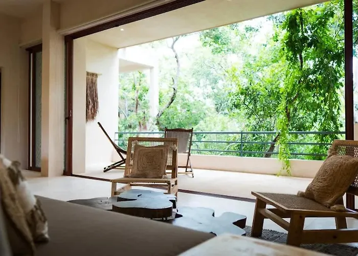 Exclusive 3br Sky Penthouse With Private Rooftop Pool Holiday home