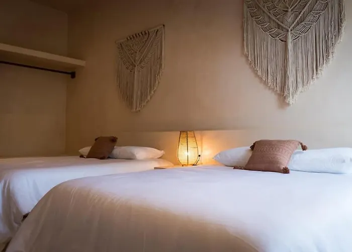 Exclusive 3br Sky Penthouse With Private Rooftop Pool *