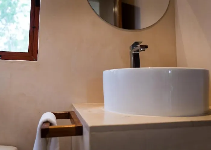 Exclusive 3br Sky Penthouse With Private Rooftop Pool *